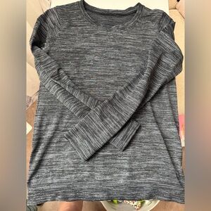 Lulu lemon swiftly tech long sleeve